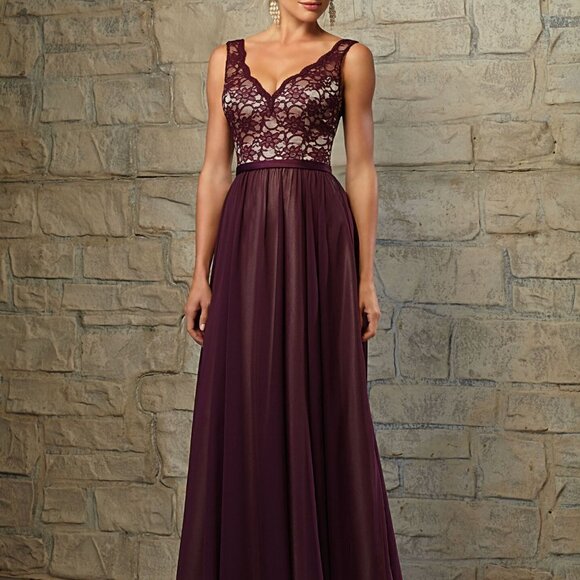 MORILEE LACE AND CHIFFON BRIDESMAID DRESS |  EGGPLANT COLOR  | SIZE 10 - Picture 9 of 12